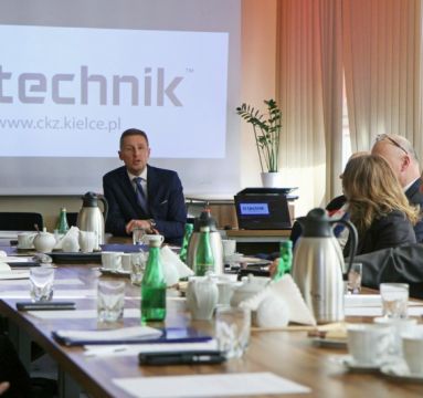 O dylematach i perspektywach kształcenia zawodowego debatowano na spotkaniu Zespołu Wojewódzkiej Rady Dialogu Społecznego
